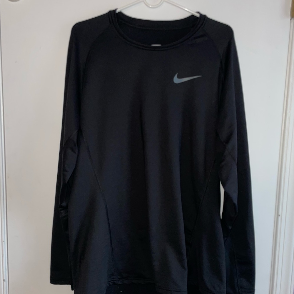 Nike Men’s Black Long-Sleeve Dri-FIT Athletic Shirt